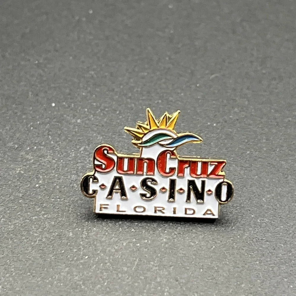 Sun Cruz Casino‎ Florida Lapel Hat Pin